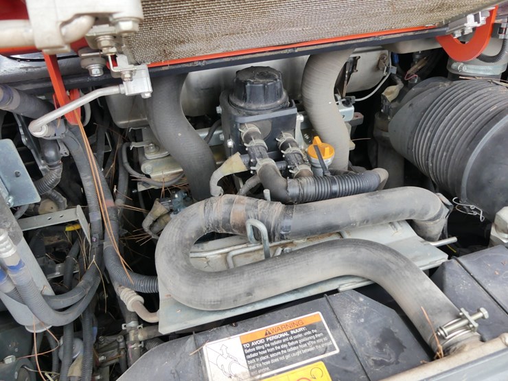 2023-kubota-svl97-2-image-12