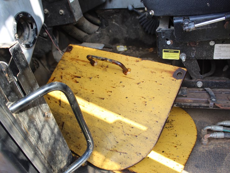 caterpillar-563-image-18