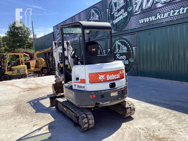 2015-bobcat-e32-image-4