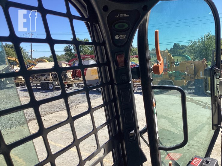 2020-bobcat-t590-image-29