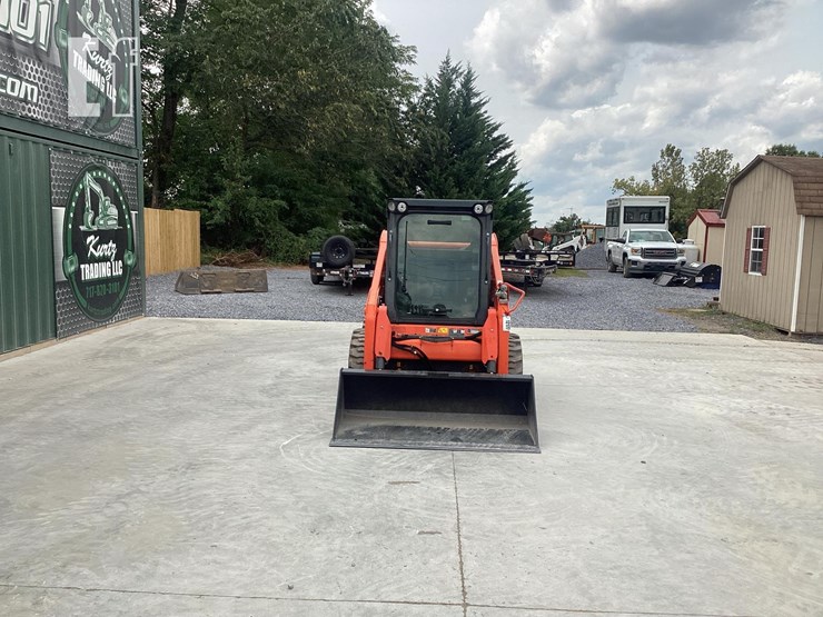 2018-kubota-ssv65-image-10