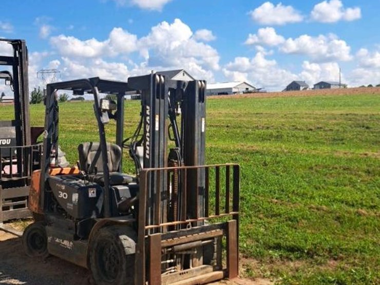 #307-•-doosan-30-pro-5-forklift*-image-14