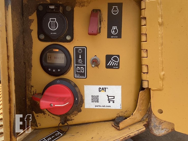 2019-caterpillar-d6t-lgp-image-25