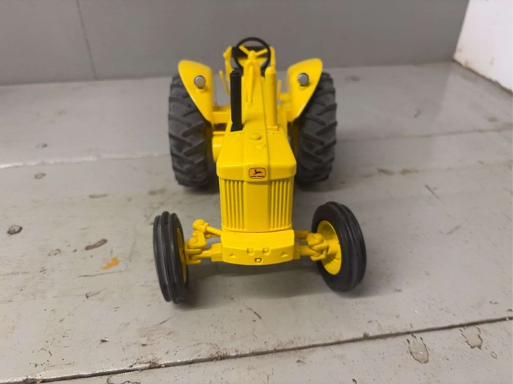 john-deere-720-image-20