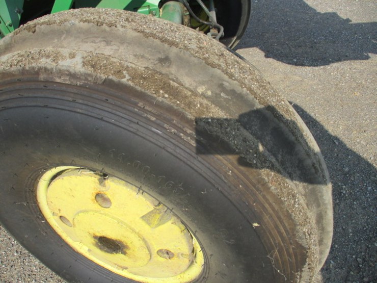 john-deere-4420-image-14