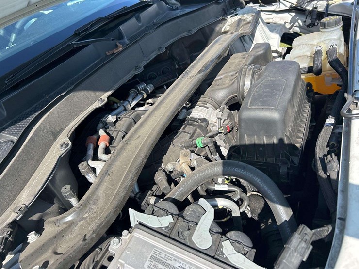 2023-ford-explorer-image-9