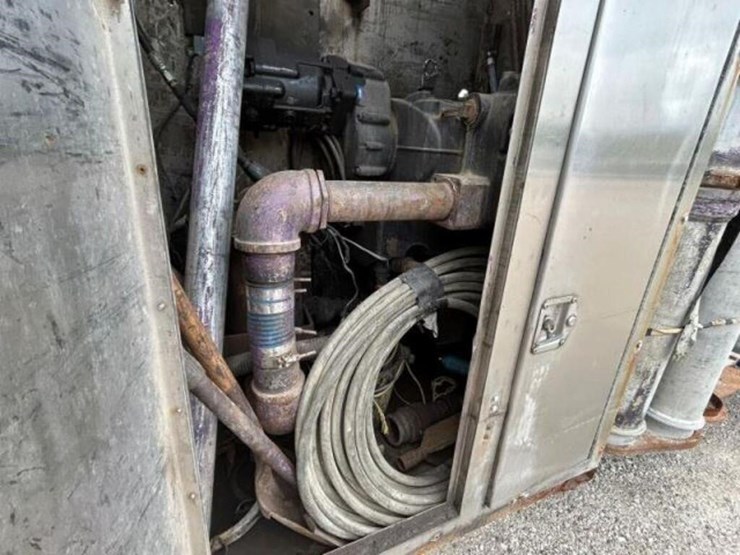 2007-sterling-l-line-t/a-flusher-truck-2fzhazde07a-image-81