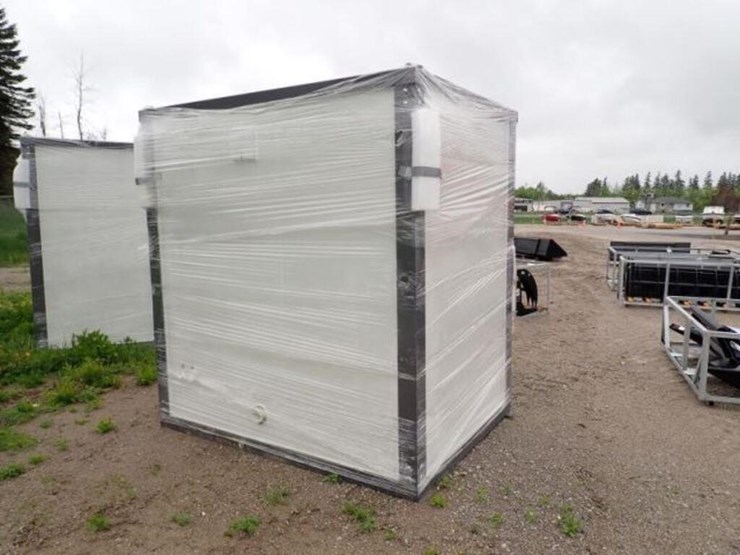unused-bastone-portable-restroom-image-6