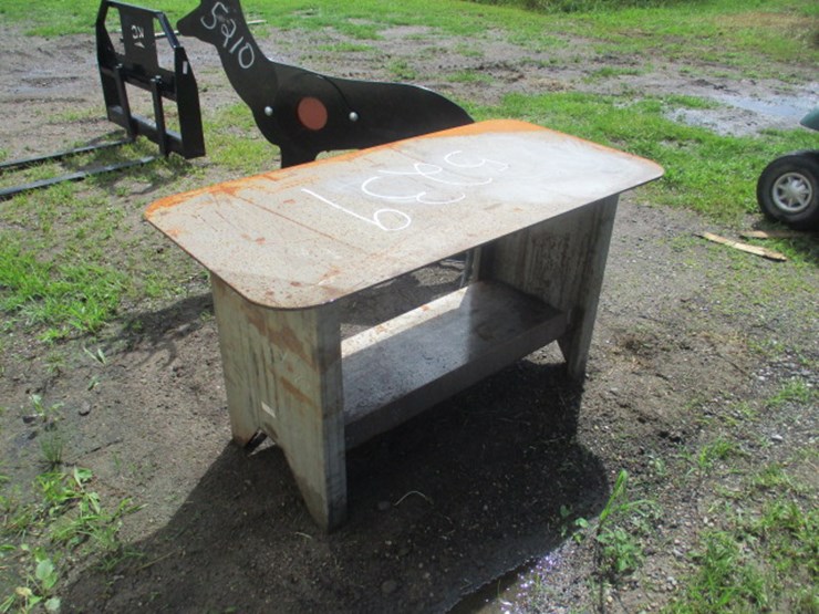 #5239-•-60"-welding-table-image-4