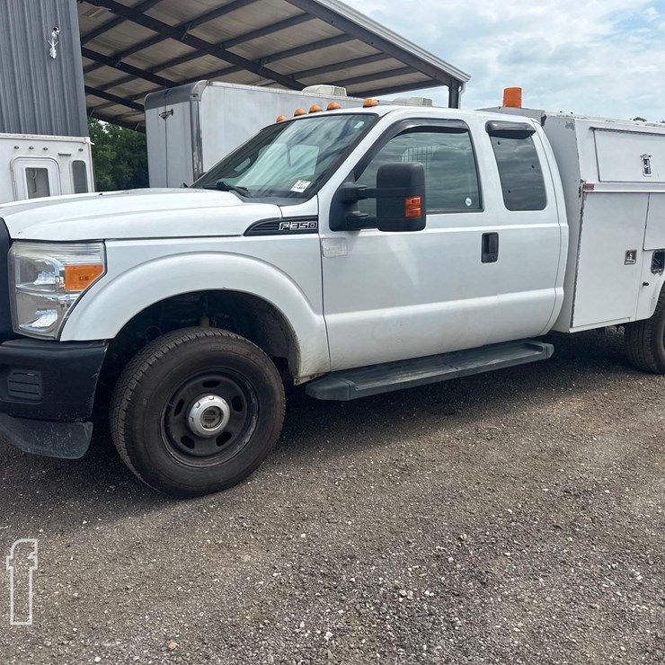 2012 FORD F350