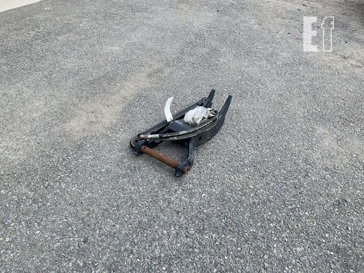 kubota-kx057-hydraulic-thumb-image-3