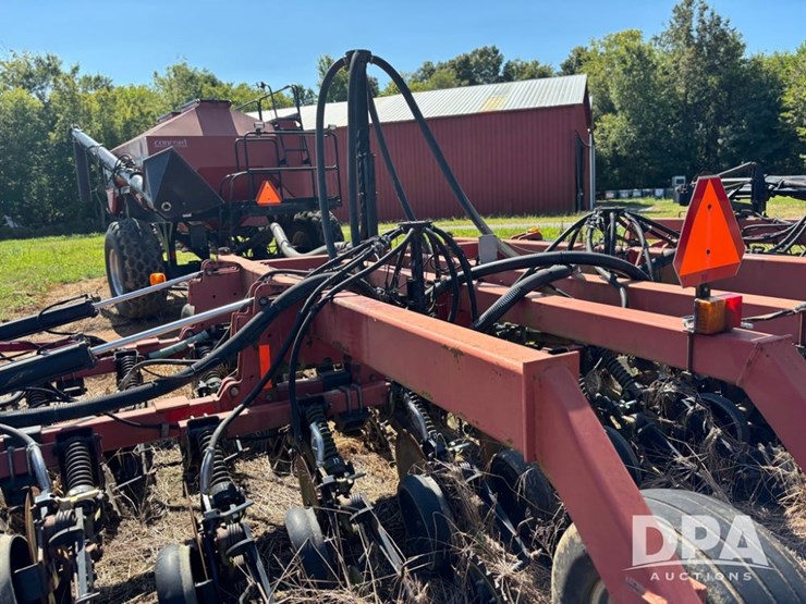case-ih-2400-image-45