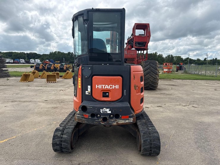 hitachi-zx35u-image-4
