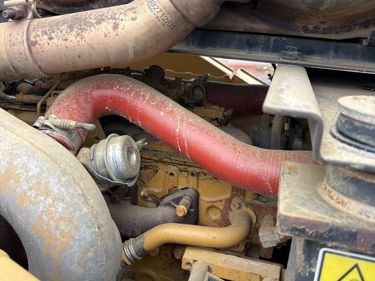 2020-caterpillar-962m-image-27