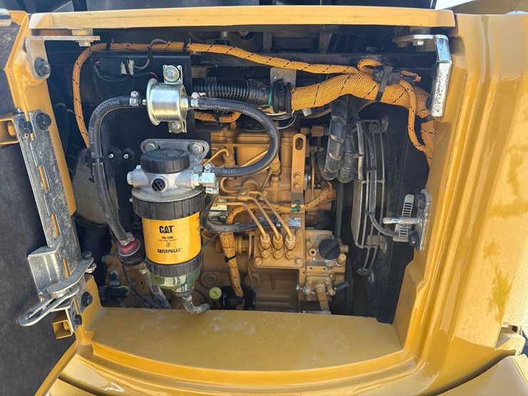 2022-caterpillar-303.5-image-15