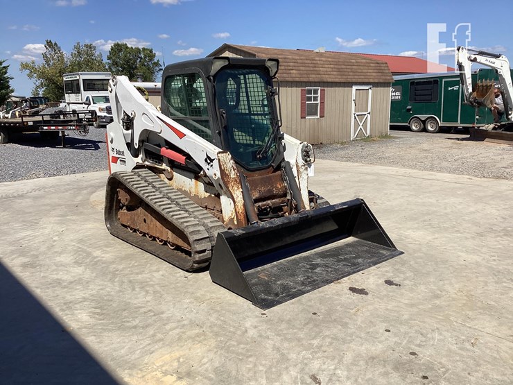 2013-bobcat-t770-image-11