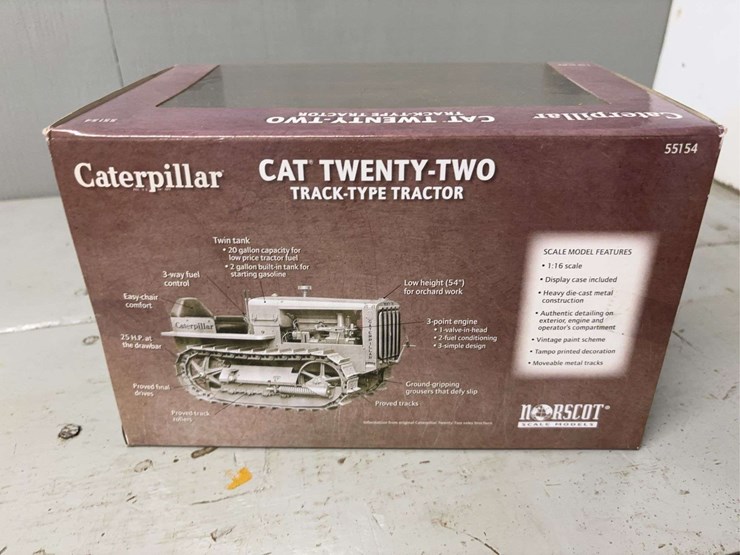 caterpillar-16-image-6