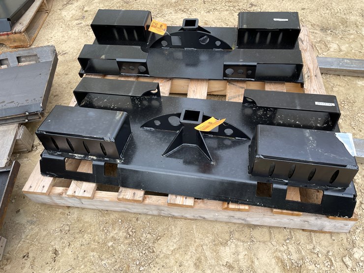 #2741-•-new-pinnacle-heavy-duty-do-all-receiver-hitch-skid-steer-plate-with-chain-buckets-image-2