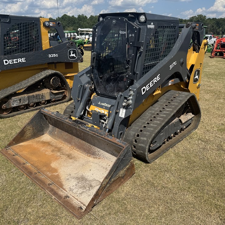 2024 DEERE 317G