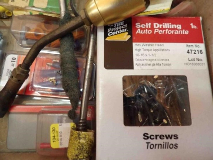 screws,-wire-nuts,-bolts,-nails-image-4