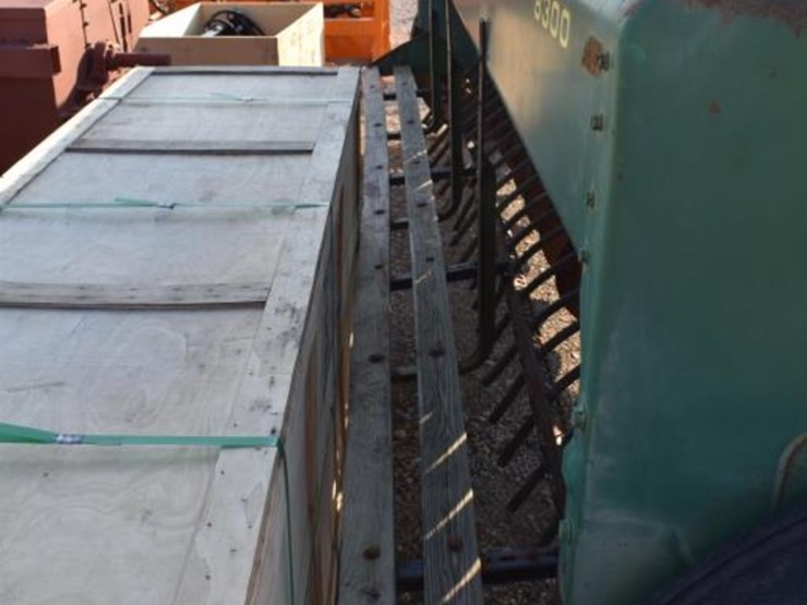 john-deere-8300-image-4