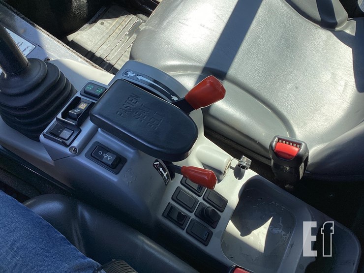 bobcat-toolcat-5600-image-27