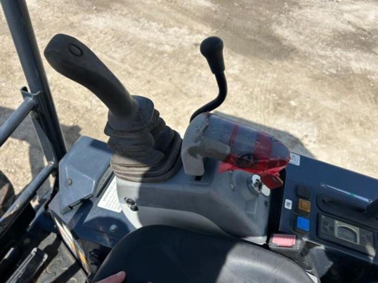 2016-deere-17g-image-12