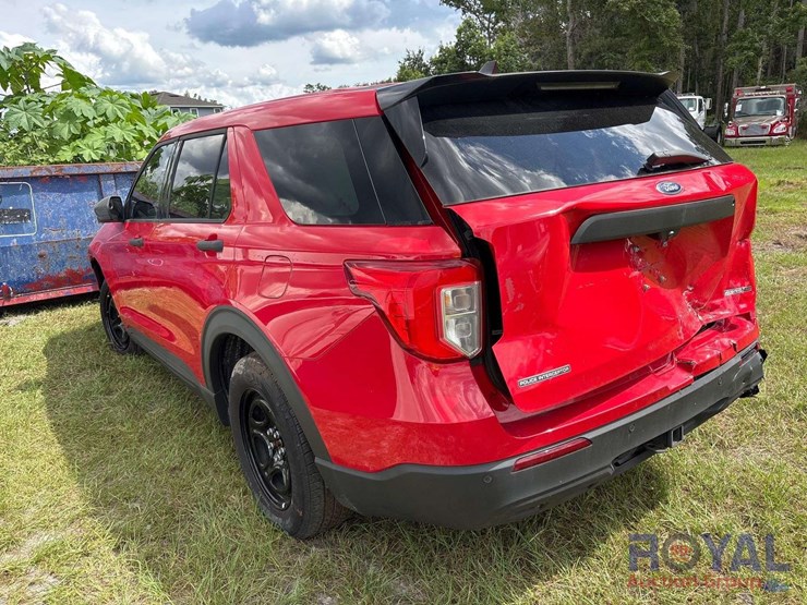 2022-ford-explorer-image-5