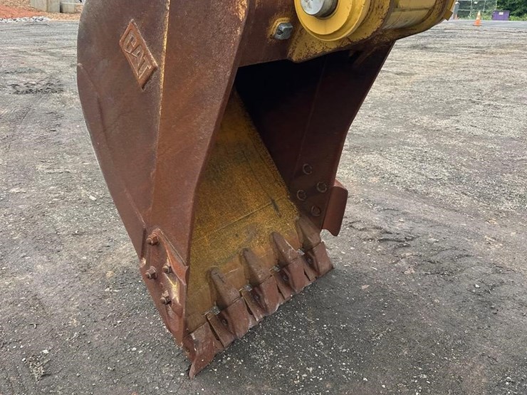 2021-caterpillar-320gc-image-10