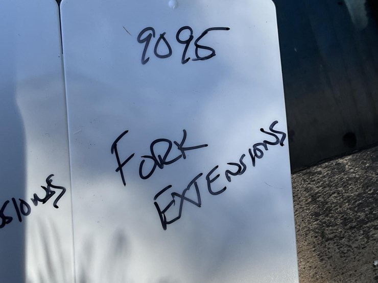 wolverine-pallet-fork-extension-pair-image-2