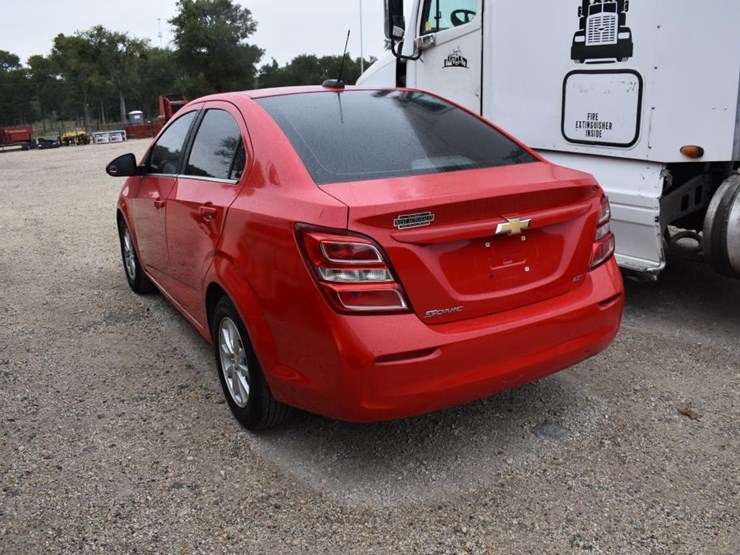 2017-chevrolet-sonic-lt-car-(vin-#-1g1jd5sh2h4118881)-(showing-appx-141,282-image-4