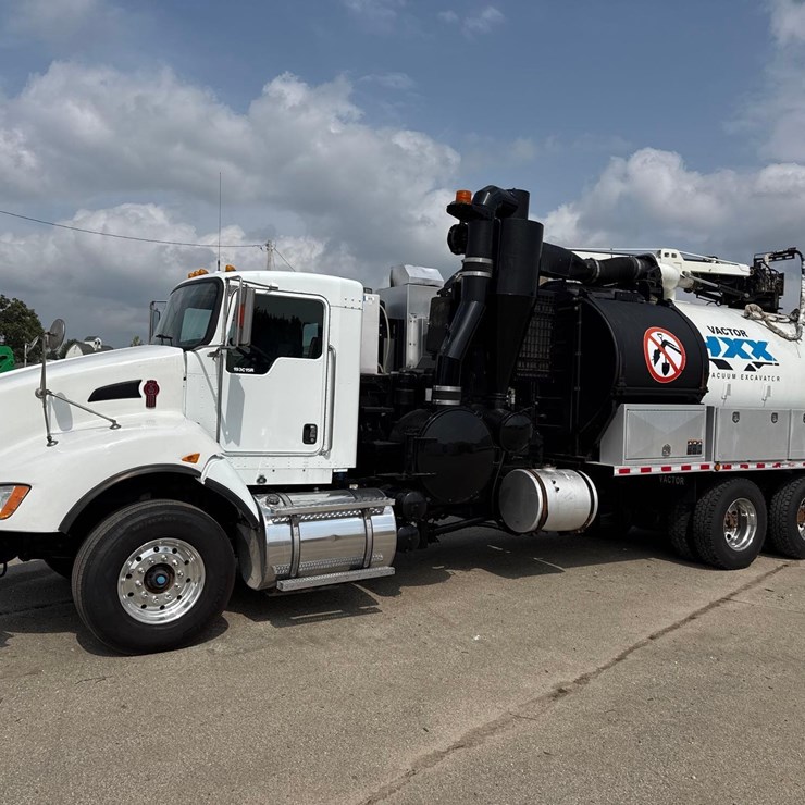 2015 KENWORTH T400