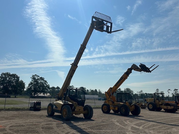 2005-caterpillar-th360b-image-6