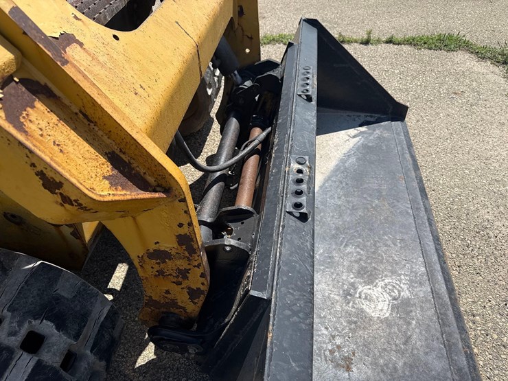 caterpillar-259d-image-9