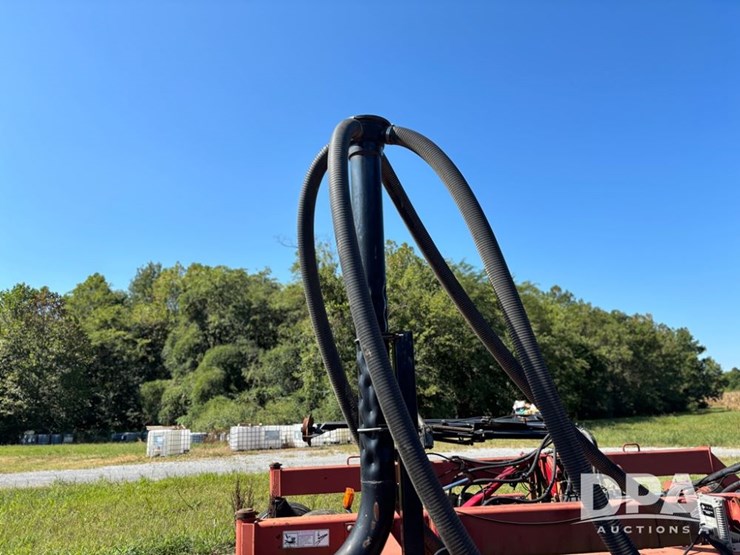 case-ih-2400-image-28