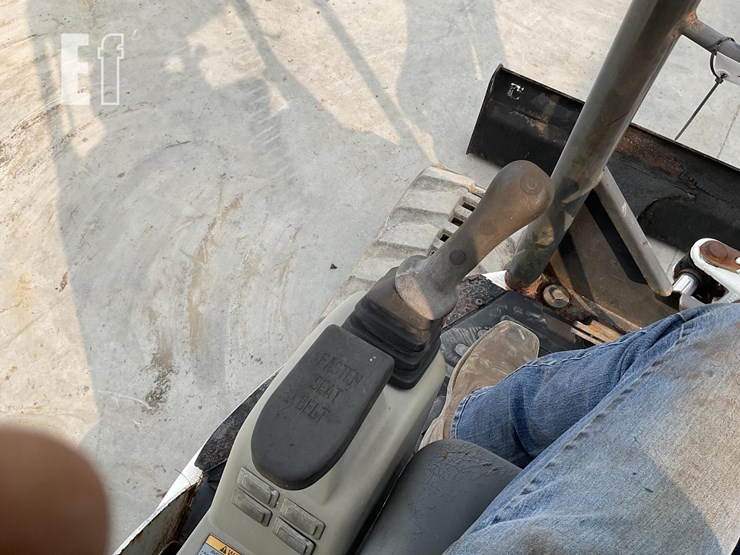 2007-bobcat-435-image-24
