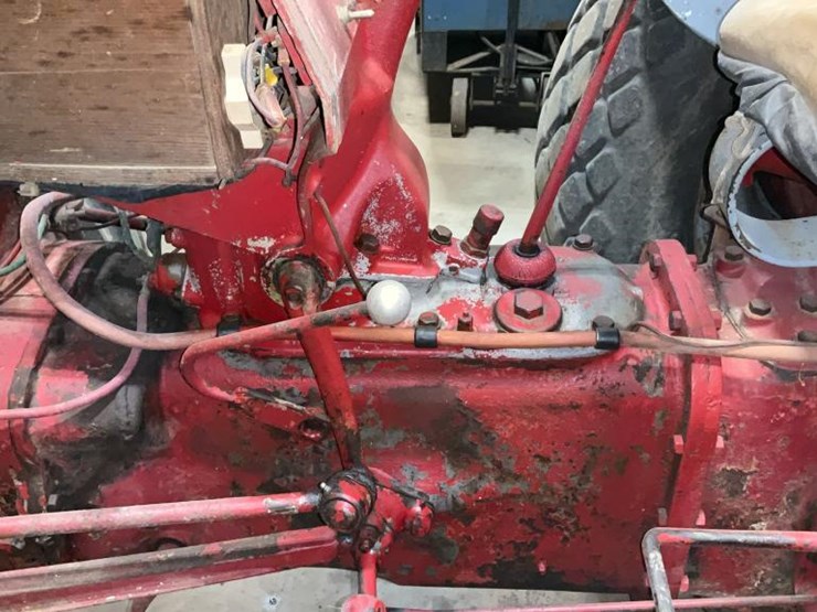 #125-•-ford-9n-tractor-image-8