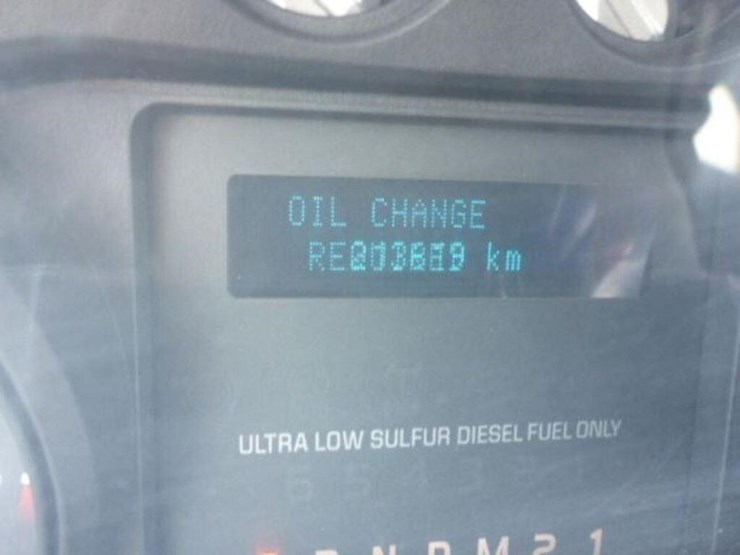 2016-ford-f550-xl-image-11