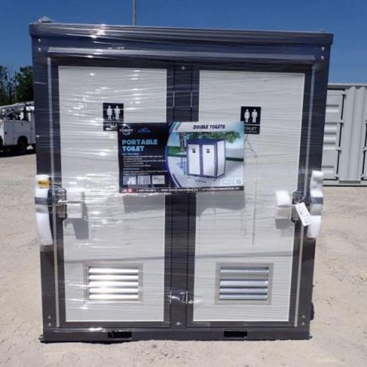 UNUSED Bastone Portable Restroom