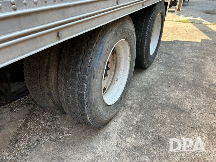 2006-ihc-9200i-van-truck-(cp0653,-unit-37745)-image-10