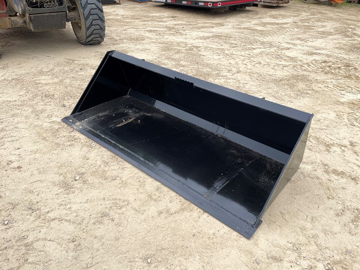 #2384-•-72"-swict-skid-steer-bucket-image-1