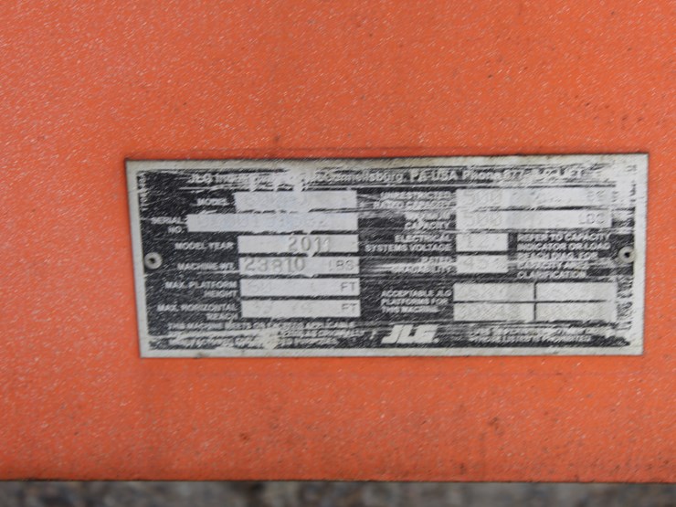 2011-jlg-600aj-image-11