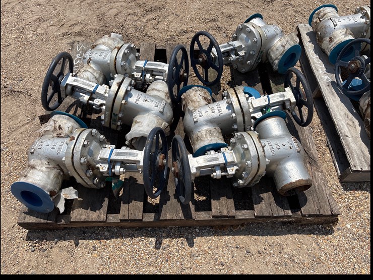 #3500-•-pallet-of-valves-image-2