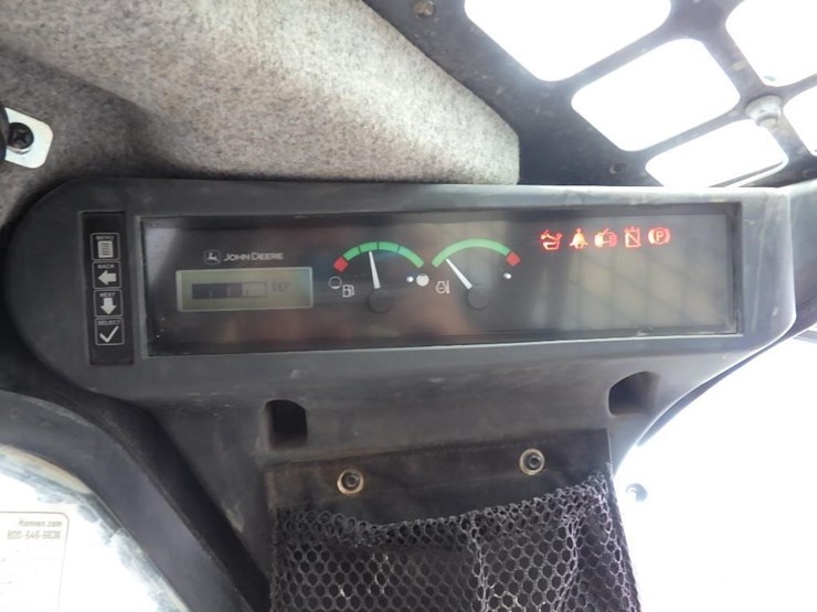 2020-deere-333g-image-26