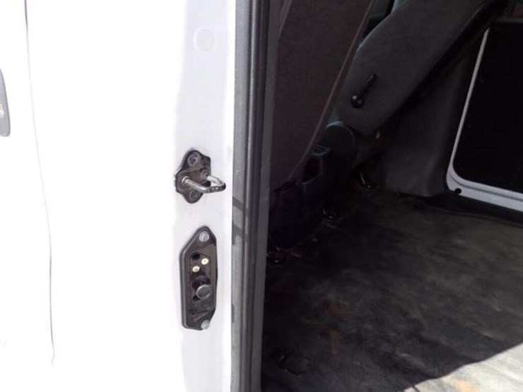 2019-nissan-nv200-image-58