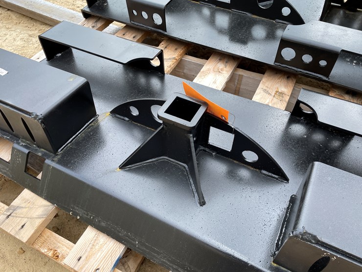 #2740-•-new-pinnacle-heavy-duty-do-all-receiver-hitch-skid-steer-plate-with-chain-buckets-image-8