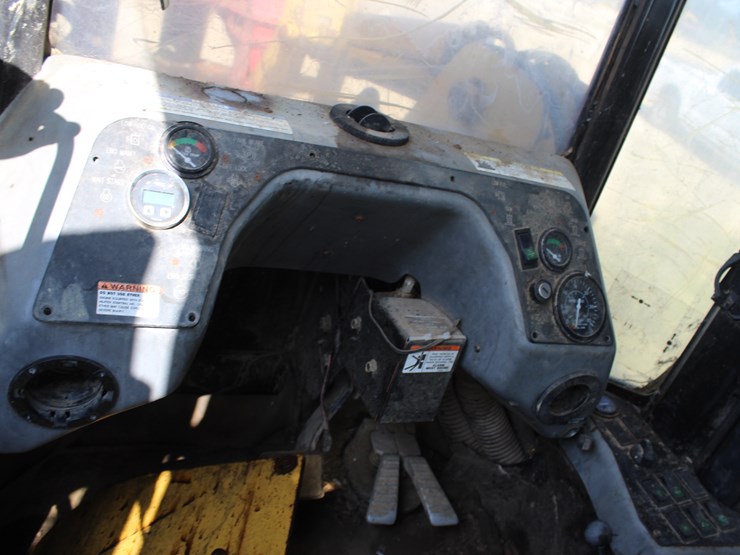 caterpillar-563-image-17