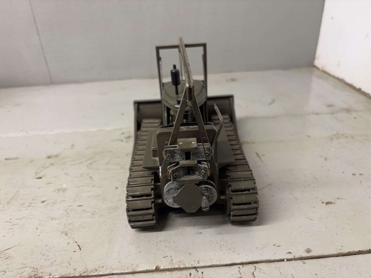 caterpillar-d7-image-6
