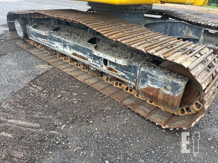 2021-komatsu-pc210-lc-11-image-16