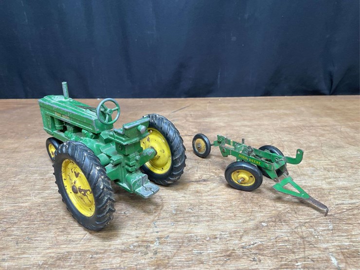 john-deere-60-image-5